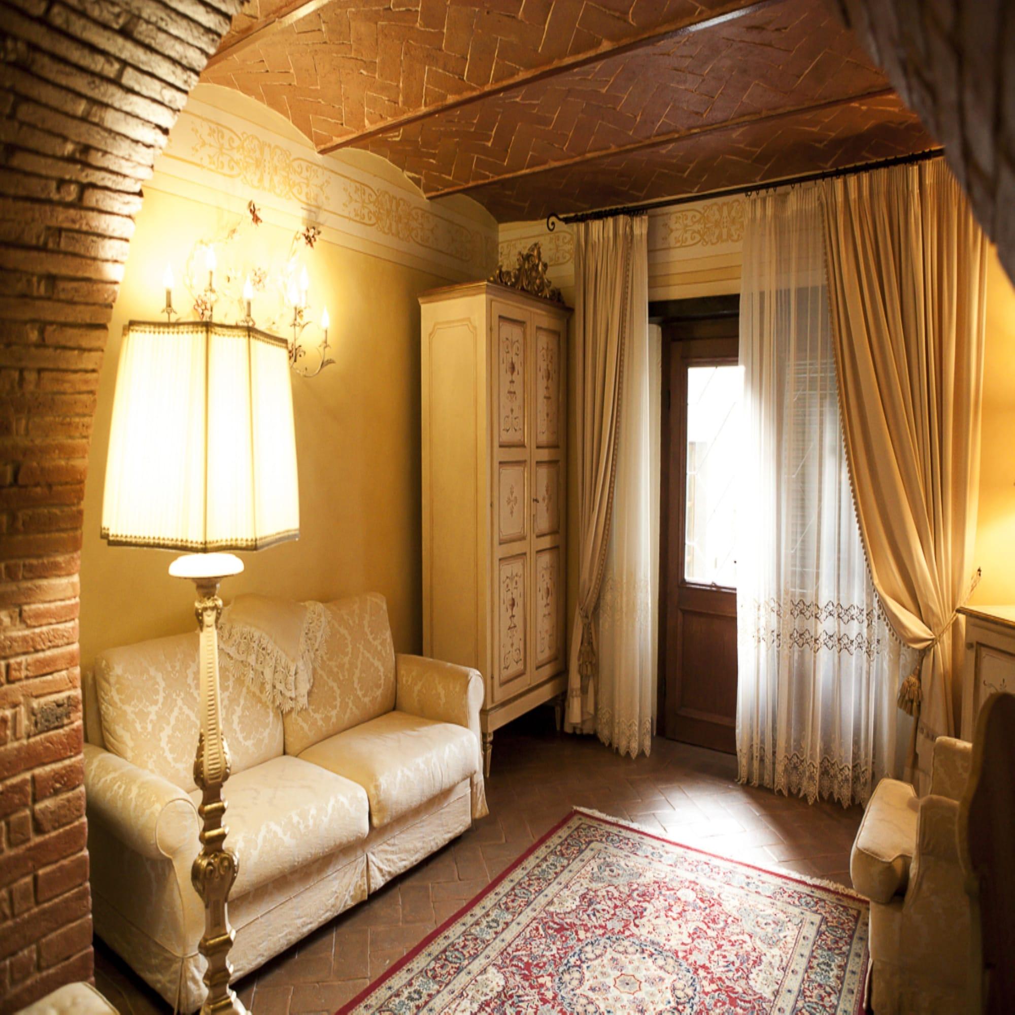 Relais La Corte Dei Papi Hotel 5*