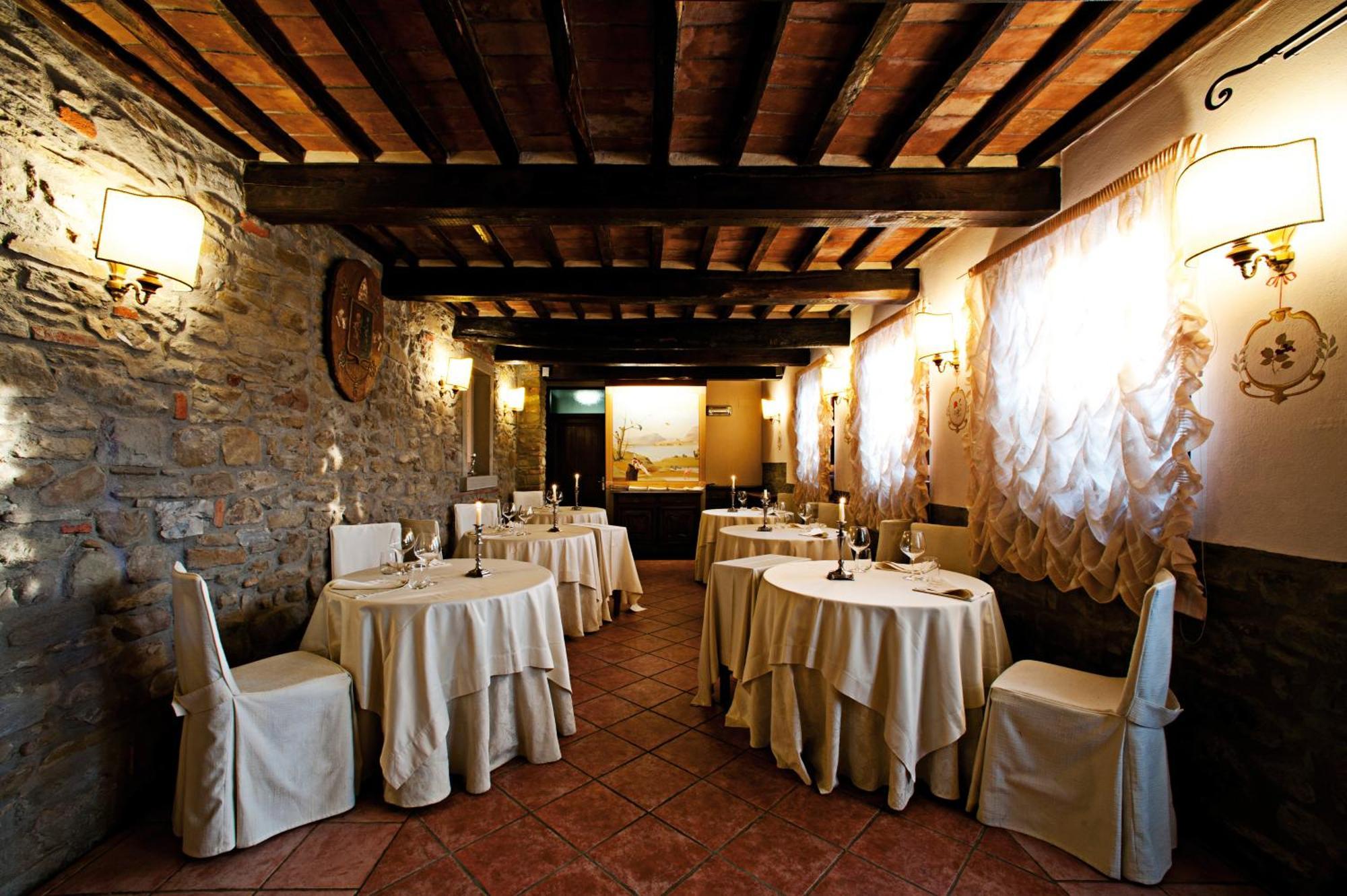 Relais La Corte Dei Papi Hotel 5*