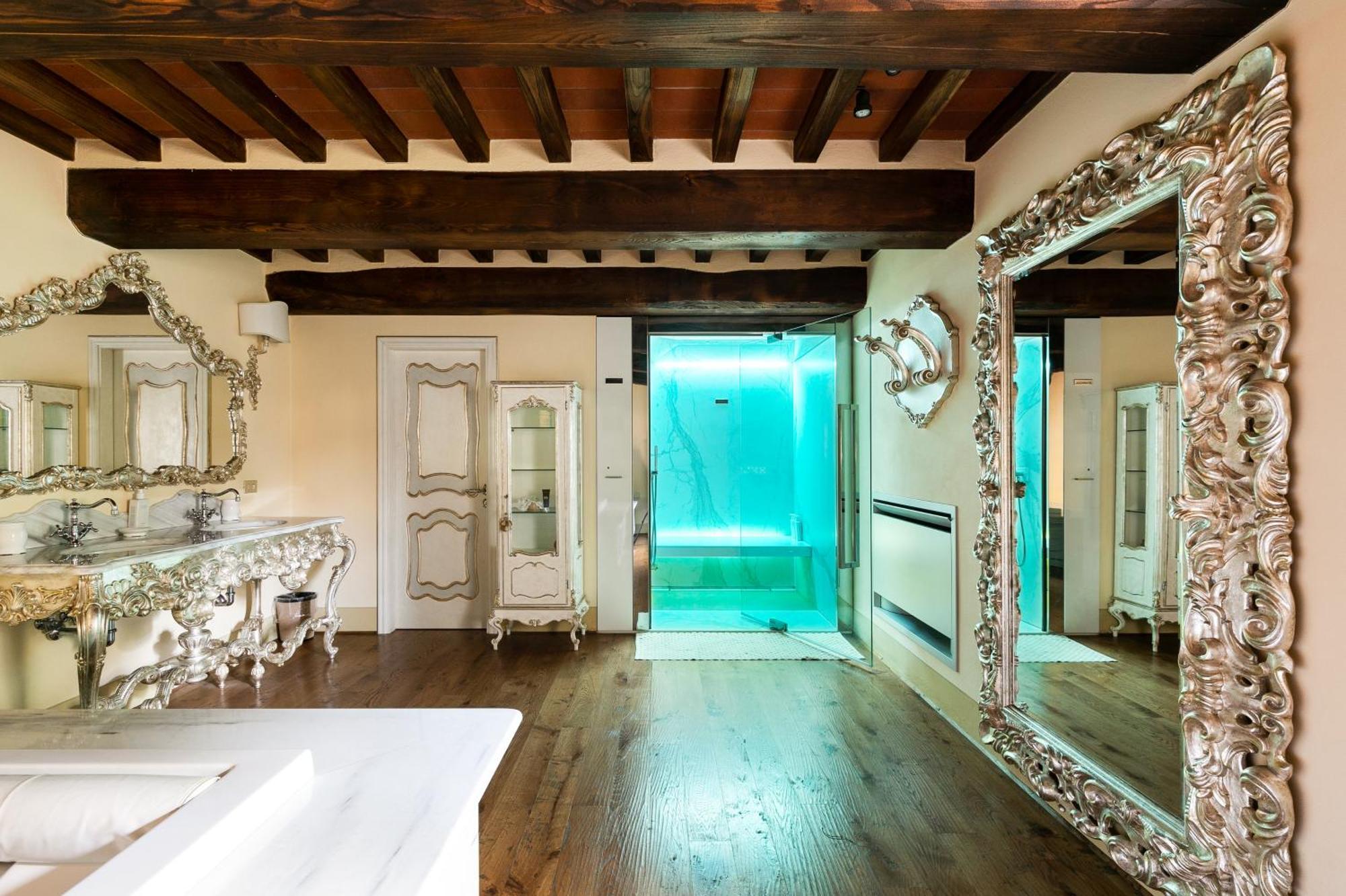 Relais La Corte Dei Papi 5*